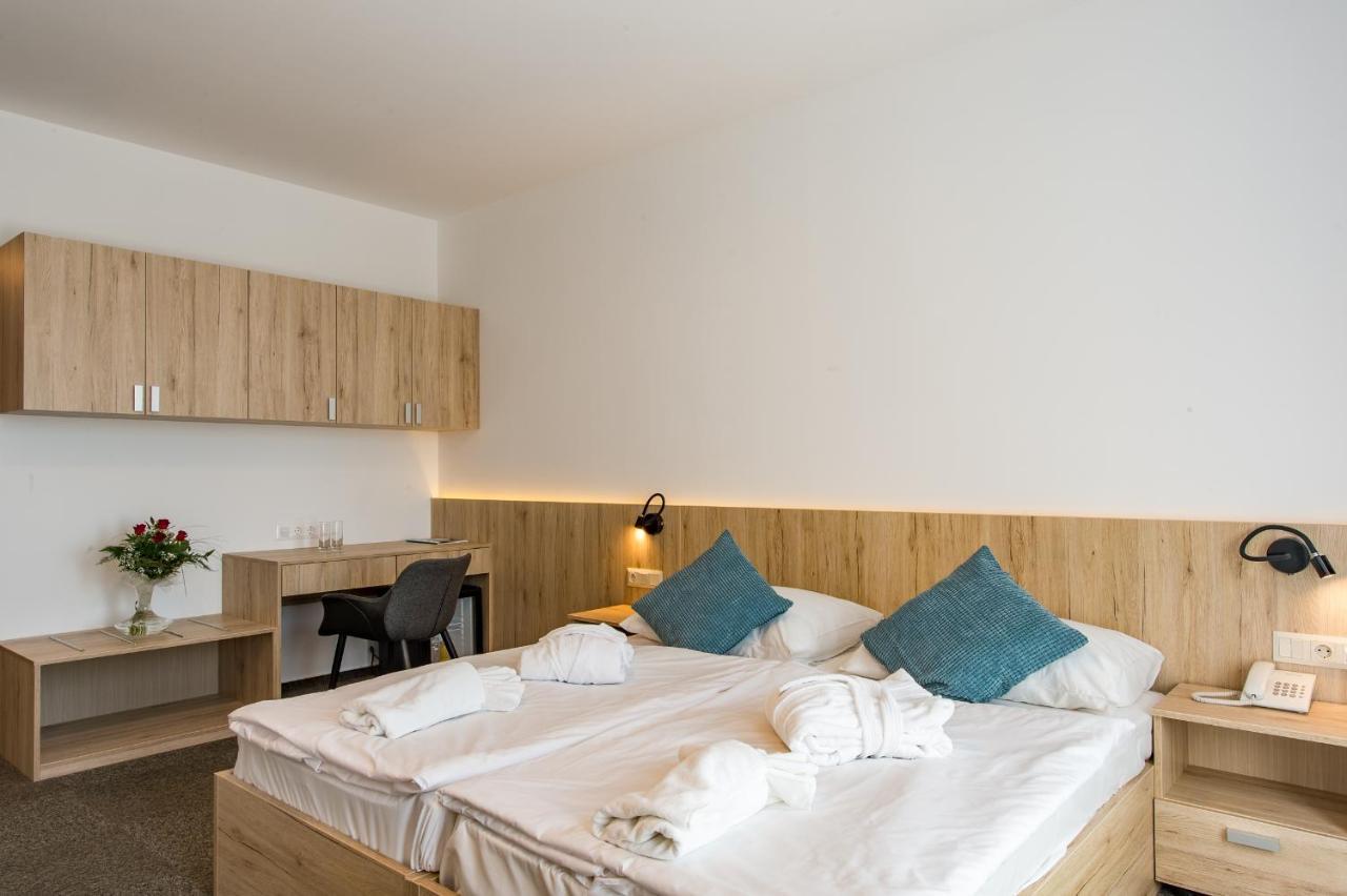Akademia Hotel Balatonfüred Eksteriør billede