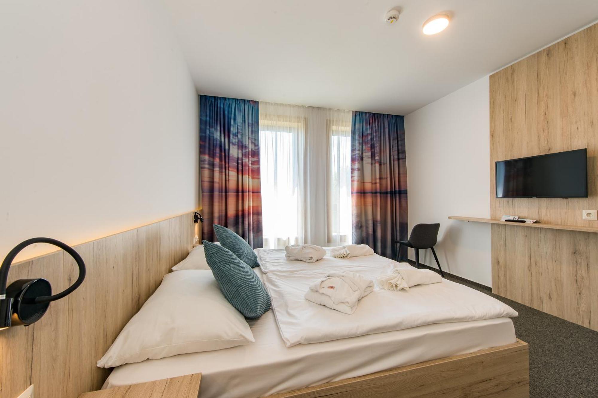 Akademia Hotel Balatonfüred Eksteriør billede