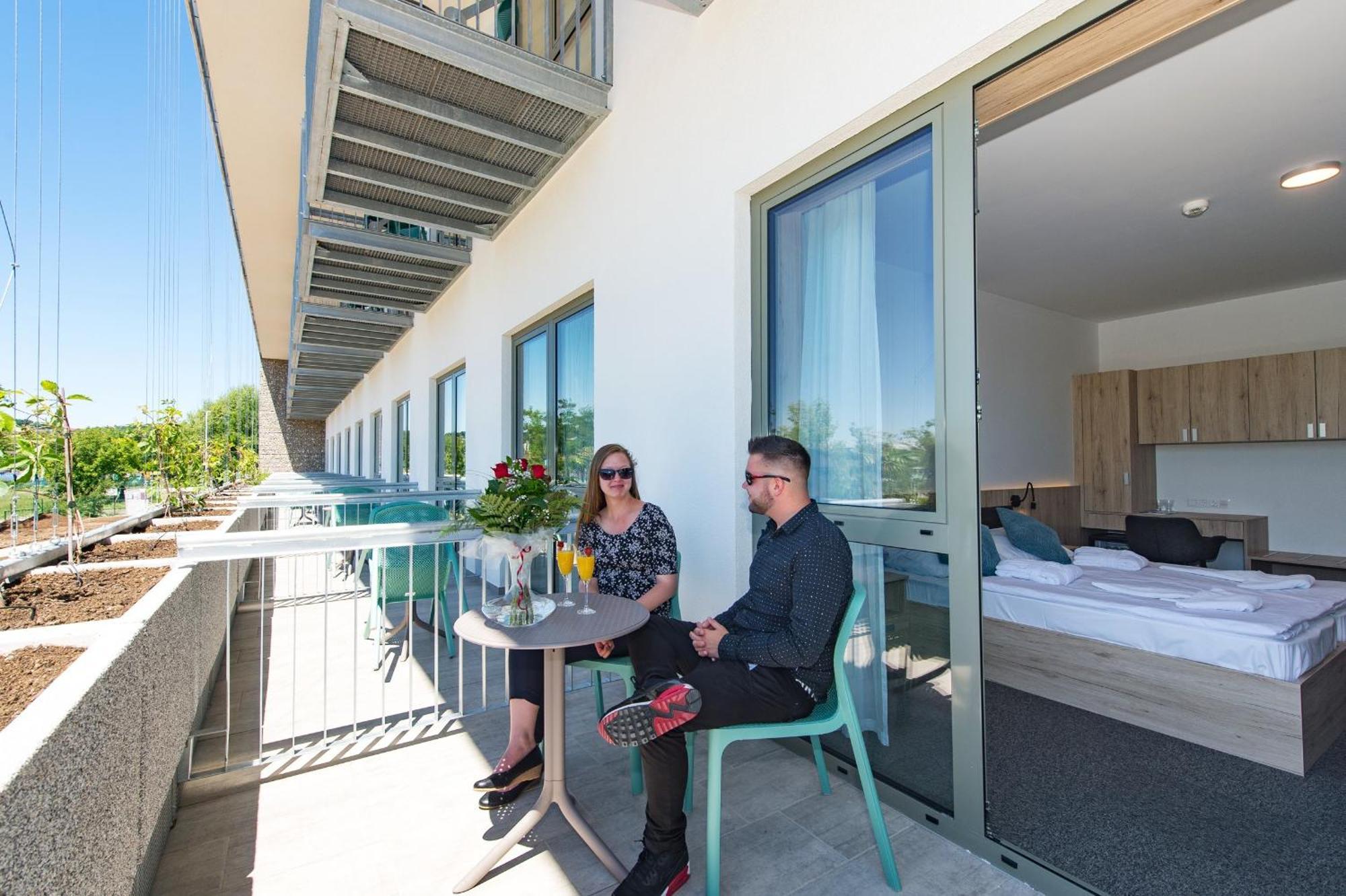 Akademia Hotel Balatonfüred Eksteriør billede